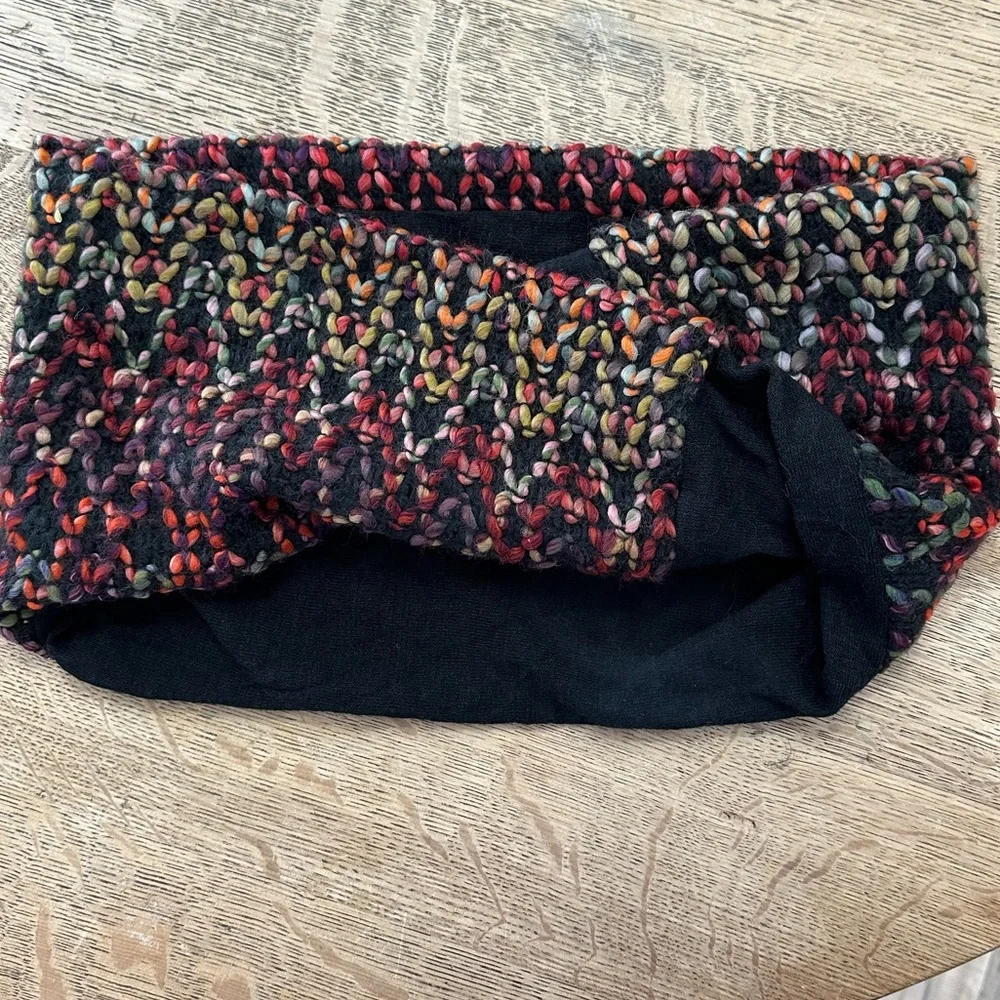 Colorful Warm Infinity Scarf women’s - Picture 3 of 8
